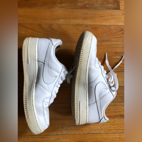 Nike Airforce 1 - Picture 2 of 6